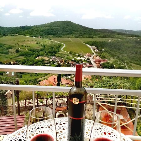 Studio Apartman Bel Vedere Motovun Eksteriør billede